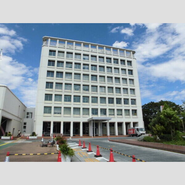 現地周辺 (熊谷市役所　436m)