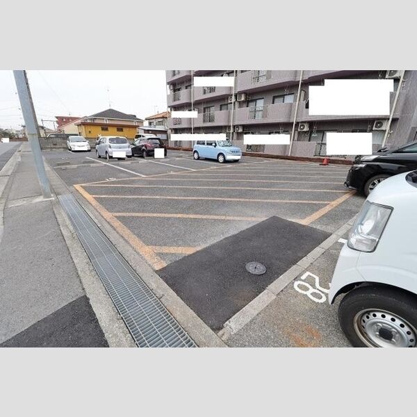 駐車場 (駐車場)