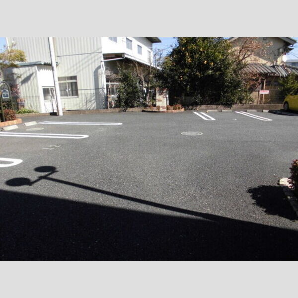 駐車場 (駐車場)