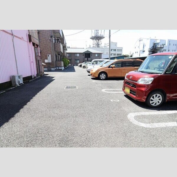駐車場 (駐車場)