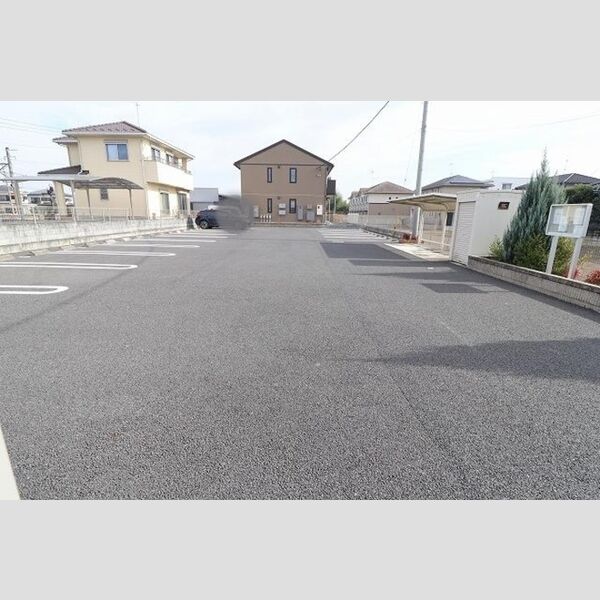 駐車場 (駐車場)
