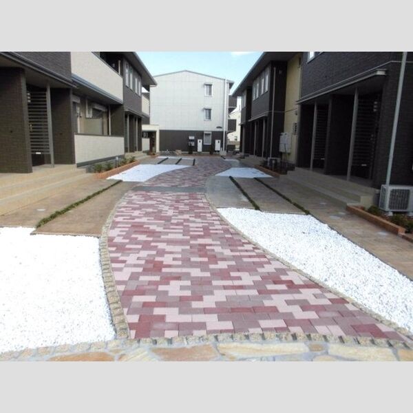 エントランス (エントランス)