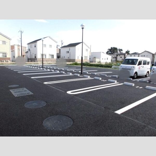 駐車場 (駐車場)