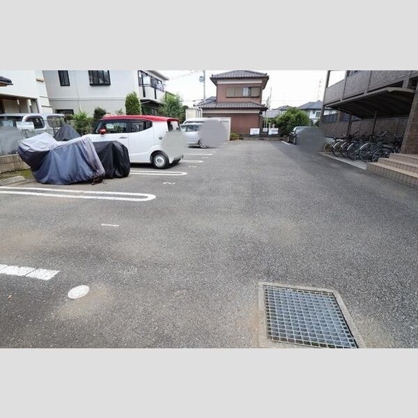 駐車場 (駐車場)