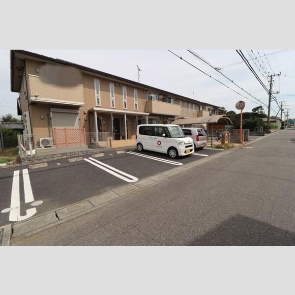 駐車場 (駐車場)