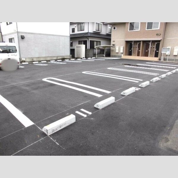 駐車場 (駐車場)