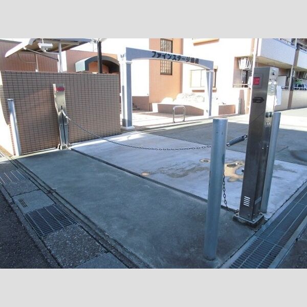 駐車場 (駐車場ゲート)