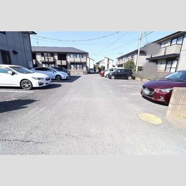 駐車場 (駐車場)