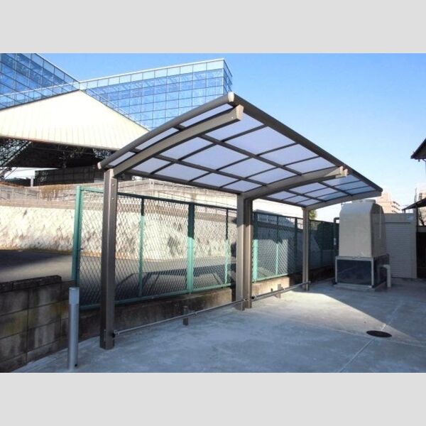 現地周辺 (駐輪場)