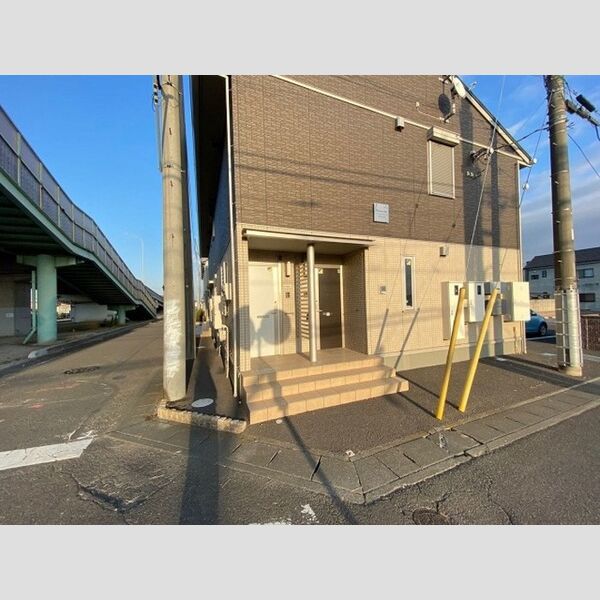 エントランス (エントランス)