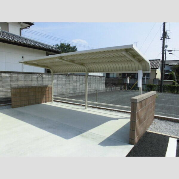現地周辺 (駐輪場)