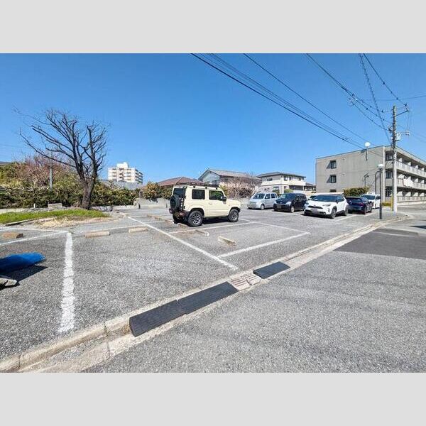 駐車場 (駐車場)