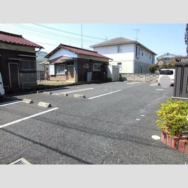 駐車場 (駐車場)