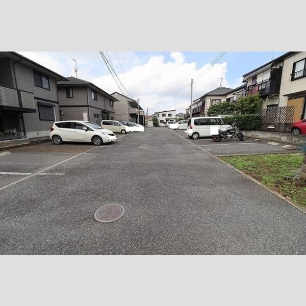 駐車場 (駐車場)