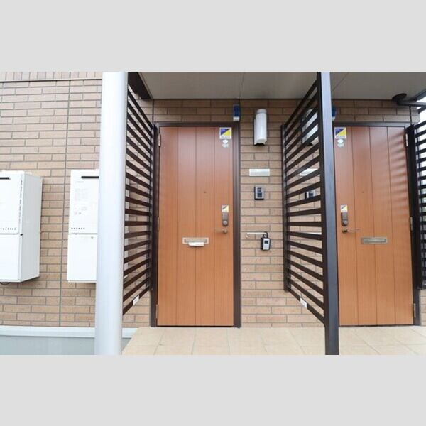 エントランス (エントランス)