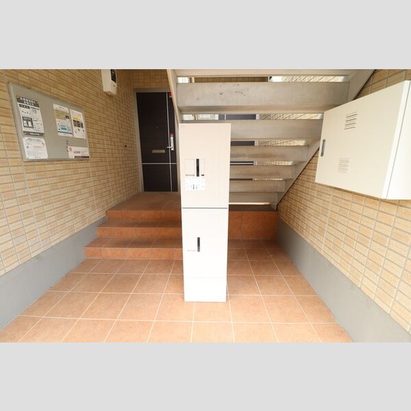 現地周辺 (宅配ボックス)