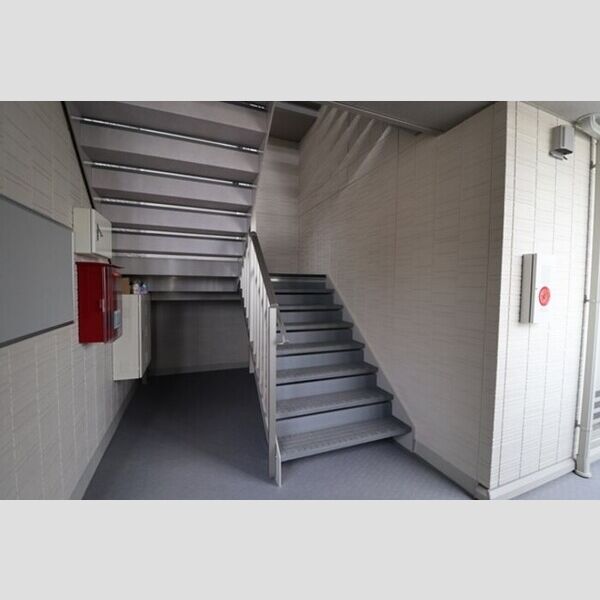 現地周辺 (ホール)