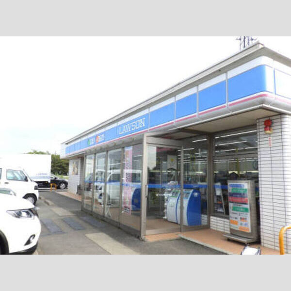 現地周辺 (コンビニ ローソン)