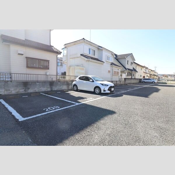 駐車場 (駐車場)