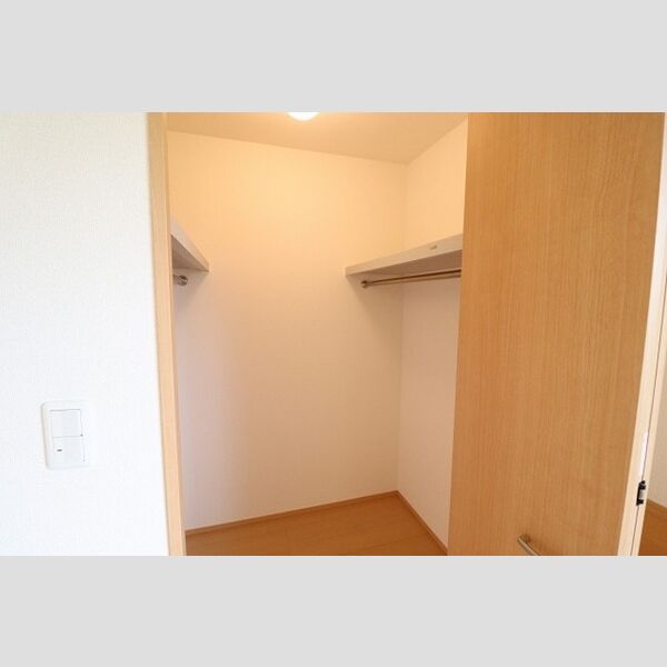 収納 (ウォークインクローゼット)