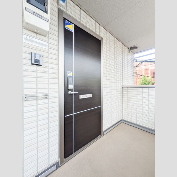 玄関 (玄関ドア)