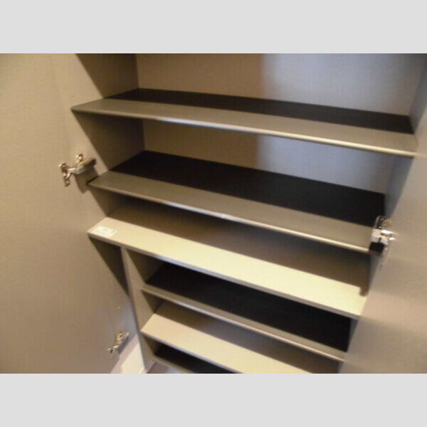 玄関 (シューズボックス)