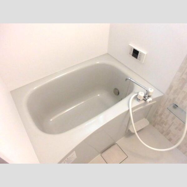 バス (追い焚き機能付き風呂)