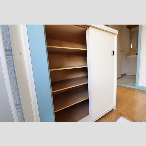 玄関 (シューズボックス)