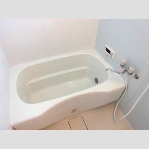 バス (追い焚き機能付き風呂)