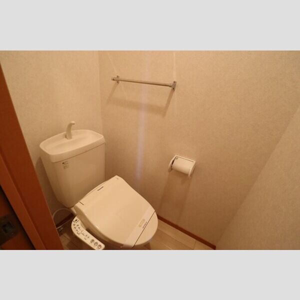 トイレ (トイレ(温水洗浄暖房便座))