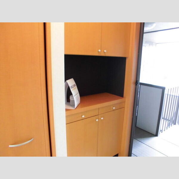 玄関 (シューズボックス)