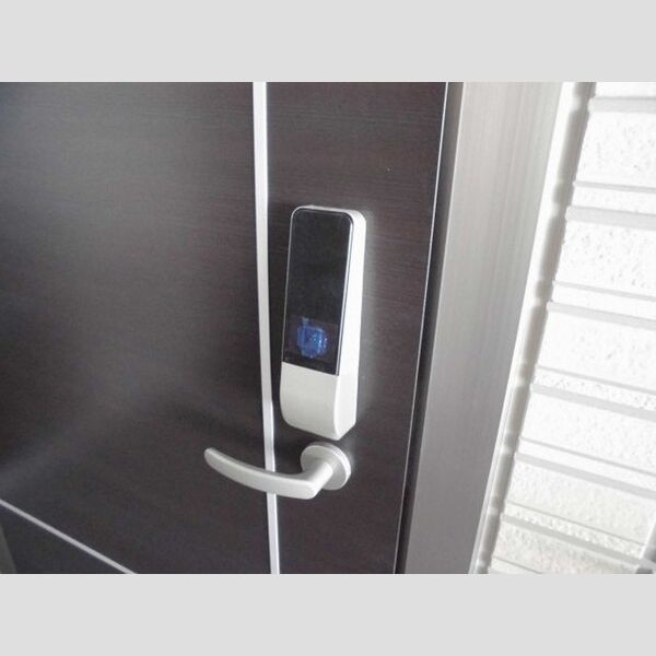 玄関 (ICカードキー)