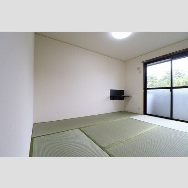 その他 (和室(ワークデスク設置))