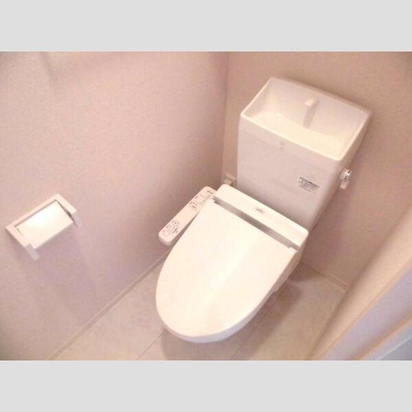 トイレ (温水洗浄暖房便座)