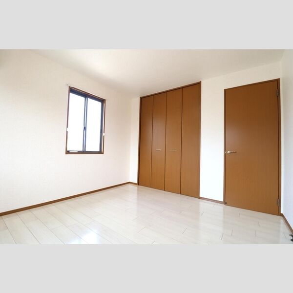 その他 (洋室7帖)