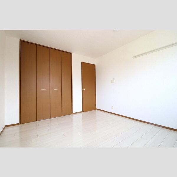 その他 (洋室7帖)