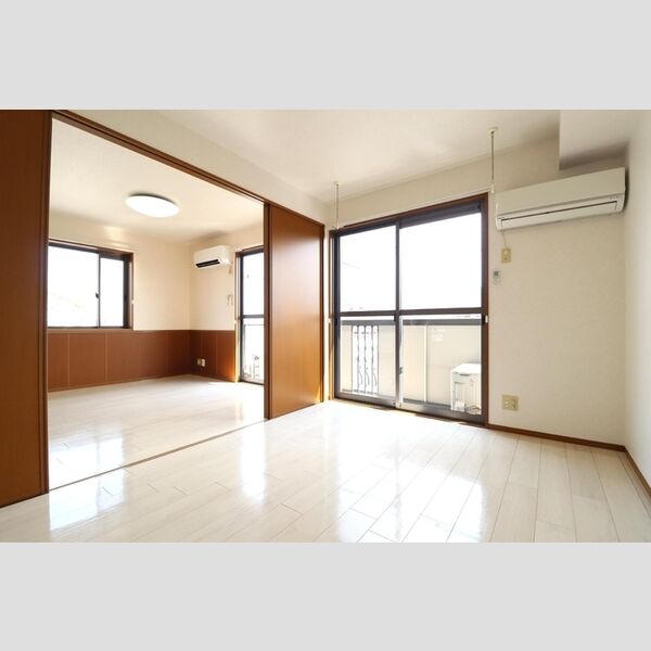 その他 (洋室6帖からLDK)