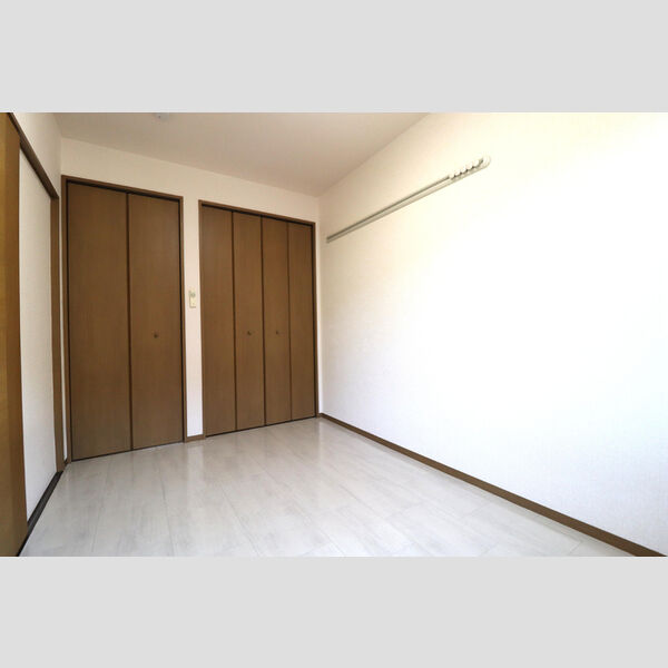 その他 (洋室5帖)