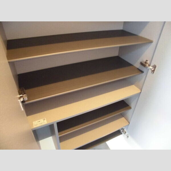 玄関 (シューズボックス)