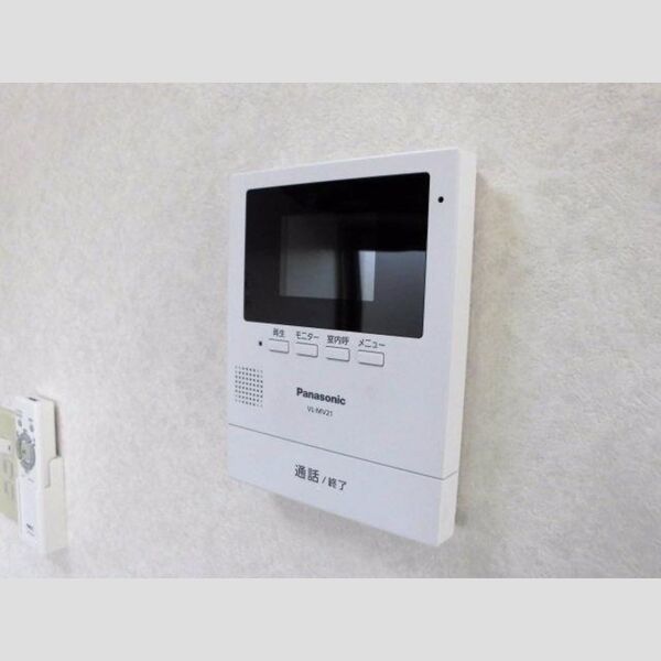 その他設備 (モニター付きインターホン)