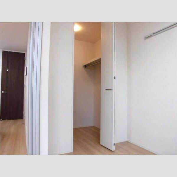 収納 (ウォークインクローゼット)