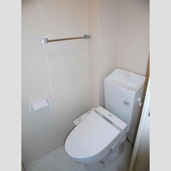 トイレ (温水洗浄便座)