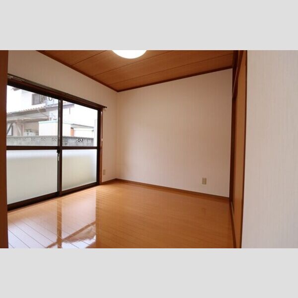 その他 (南側洋室4.5帖)