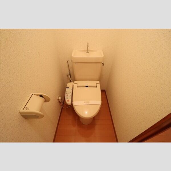 トイレ (トイレ(温水洗浄暖房便座))