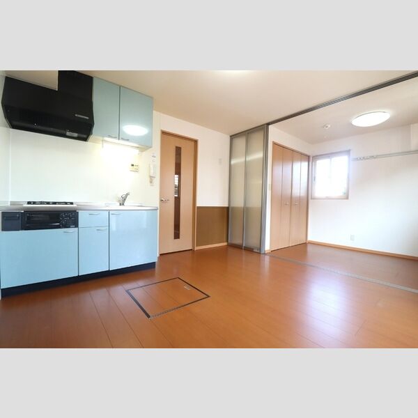 居室・リビング (LDKから洋室)