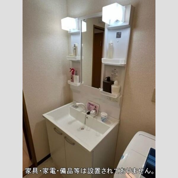 洗面所 (洗髪洗面化粧台 モデル家具のため設置されておりません)