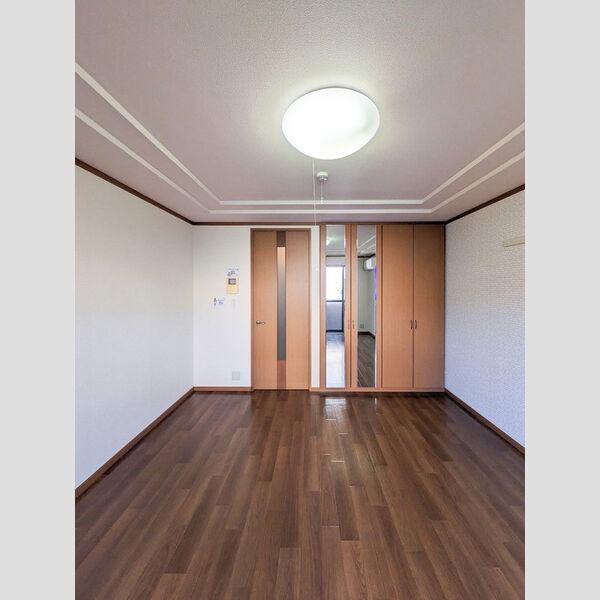その他 (洋室7帖)