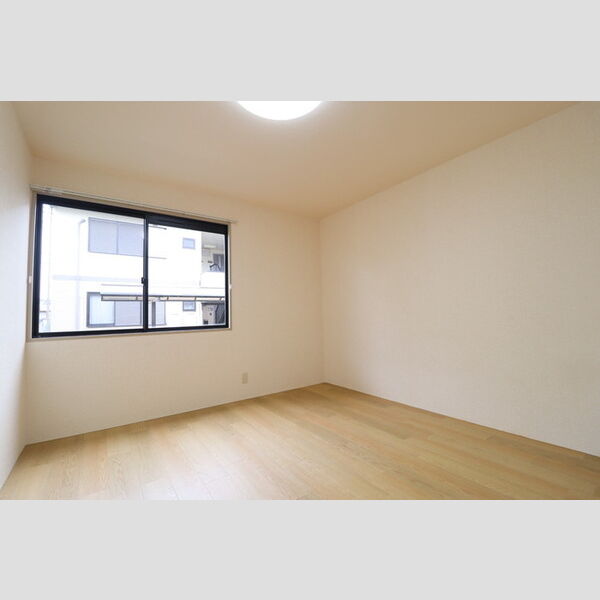 その他 (洋室7.5帖)