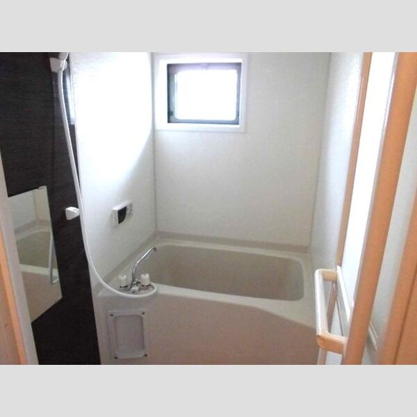 バス (追い焚き機能付き風呂)