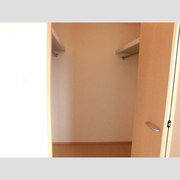 収納 (ウォークインクローゼット)